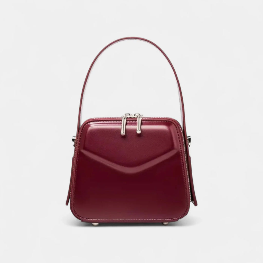 The Solène Case  in Pure Leather