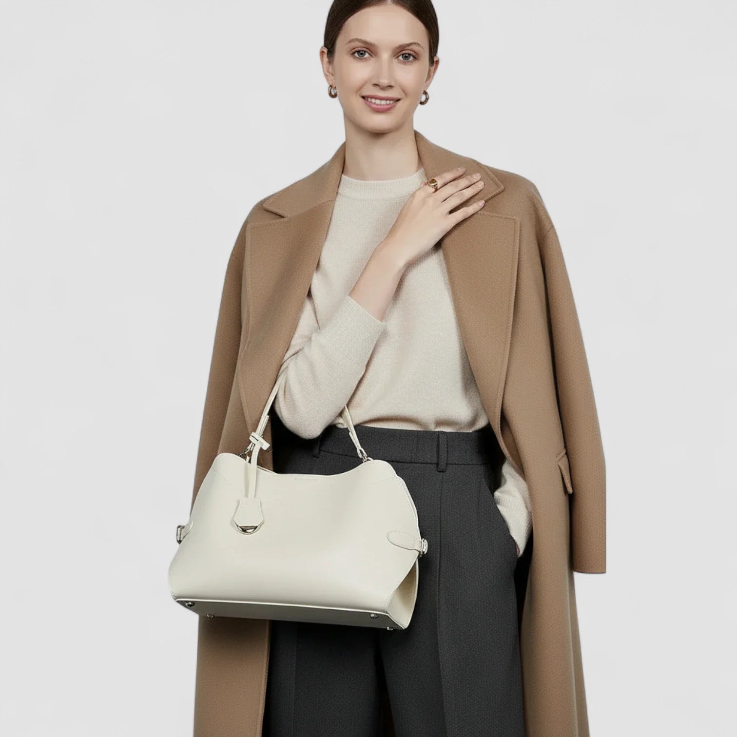 The Celeste Hobo in Pure Leather