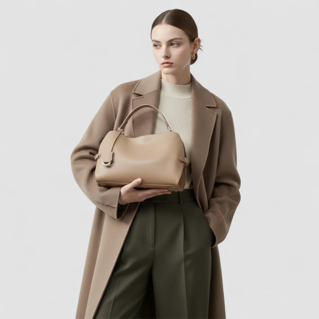 The Celeste Hobo in Pure Leather