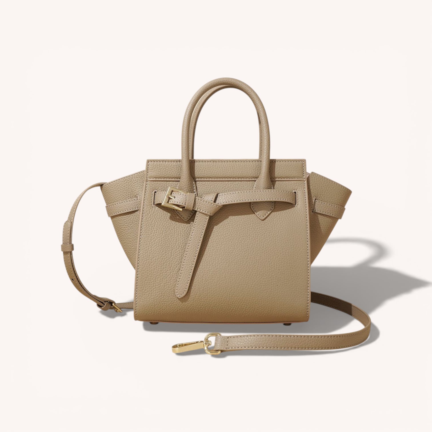 Celenia Handbag in Pure Leather