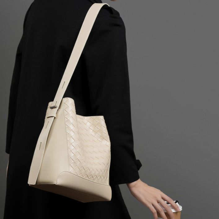 The Elira Cross in Pure Leather