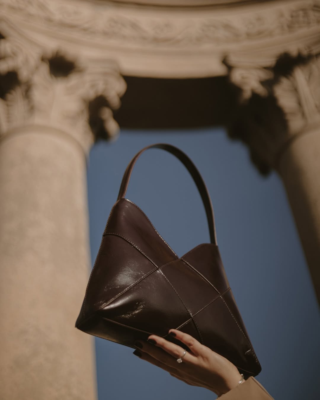 Echo 1656 in Pure Leather