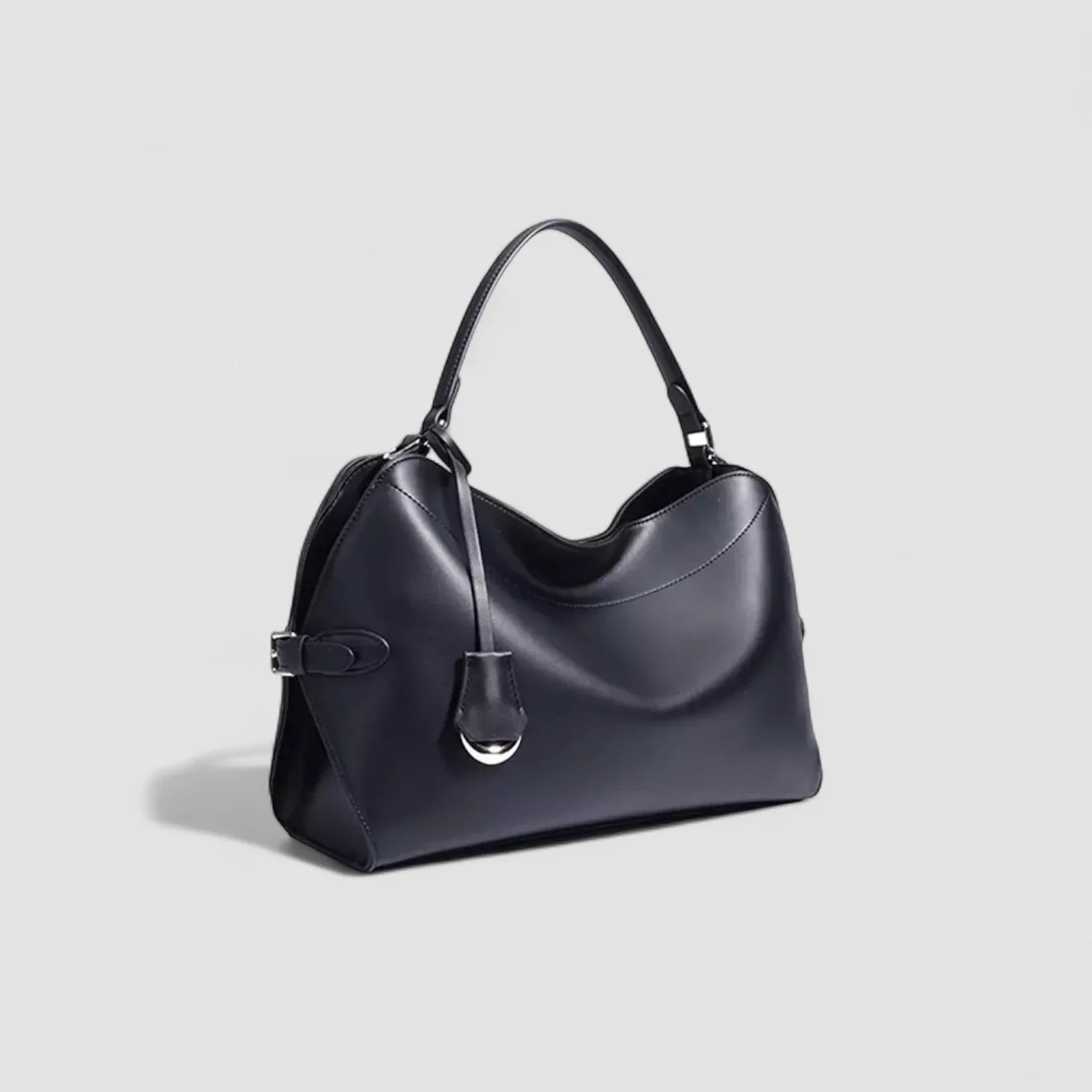 The Celeste Hobo in Pure Leather